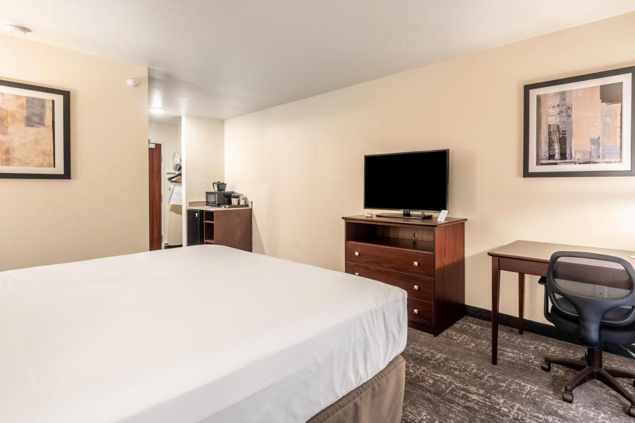 Cobblestone Hotel & Suites - Newport Zewnętrze zdjęcie